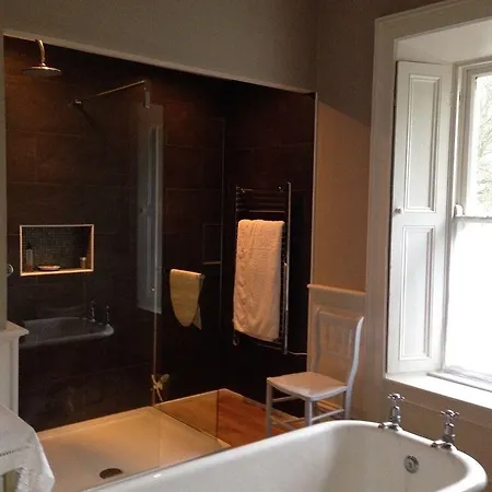 Lough Bawn House Collinstown (Westmeath)