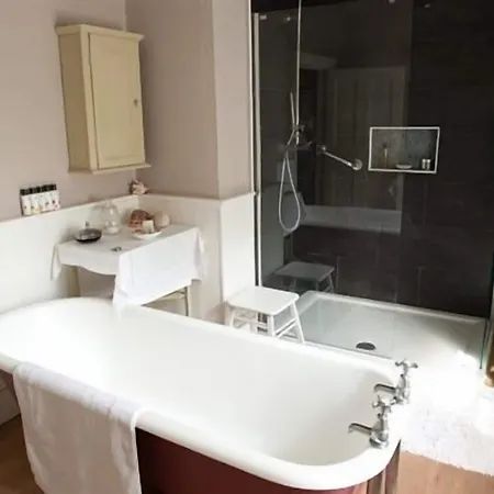 Lough Bawn House Collinstown (Westmeath)